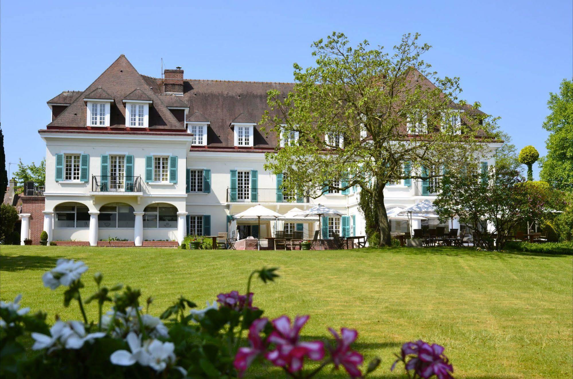 Chateau De Montreuil Montreuil  Exterior photo